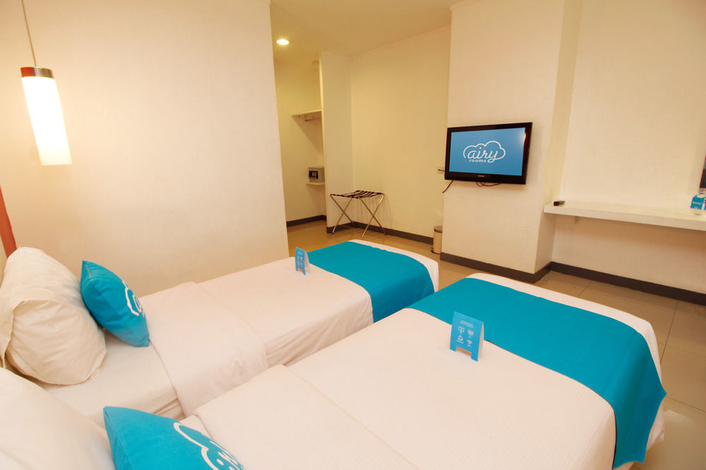 Hôtel Airy Glodok Pinangsia Raya Jakarta Extérieur photo
