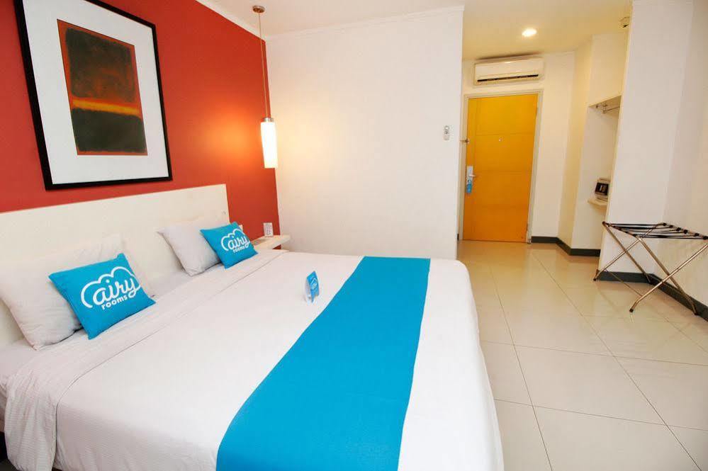 Hôtel Airy Glodok Pinangsia Raya Jakarta Extérieur photo