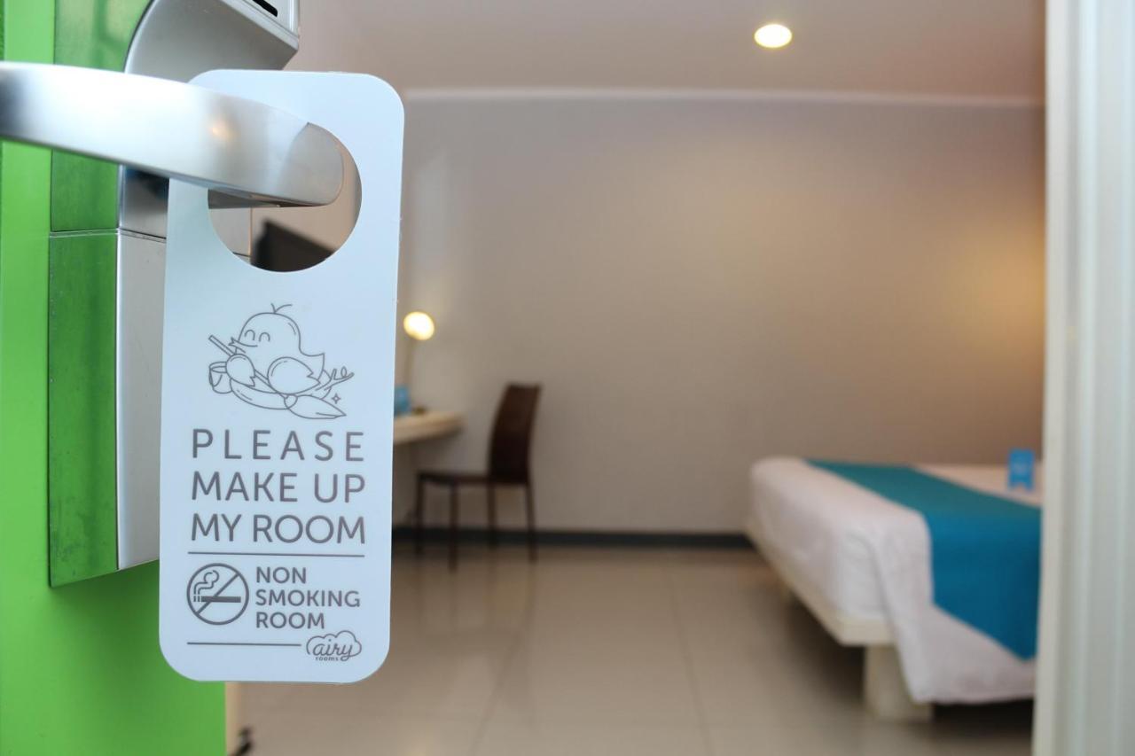Hôtel Airy Glodok Pinangsia Raya Jakarta Extérieur photo