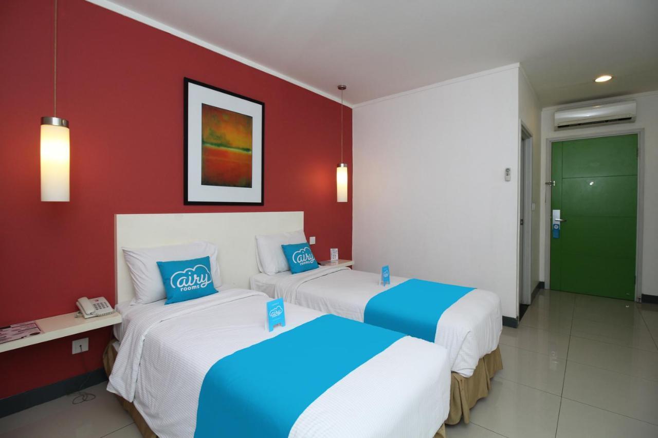 Hôtel Airy Glodok Pinangsia Raya Jakarta Extérieur photo