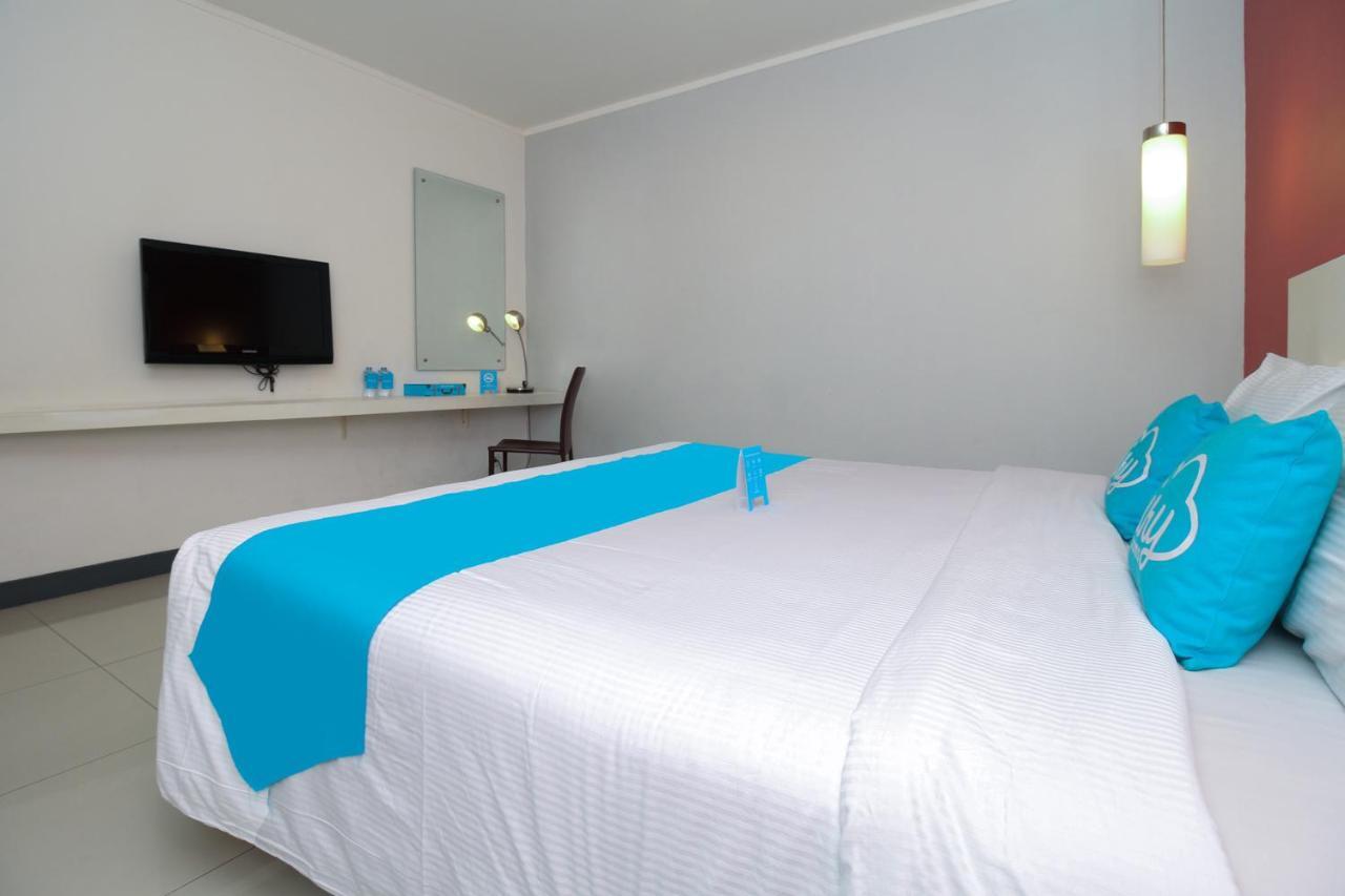 Hôtel Airy Glodok Pinangsia Raya Jakarta Extérieur photo