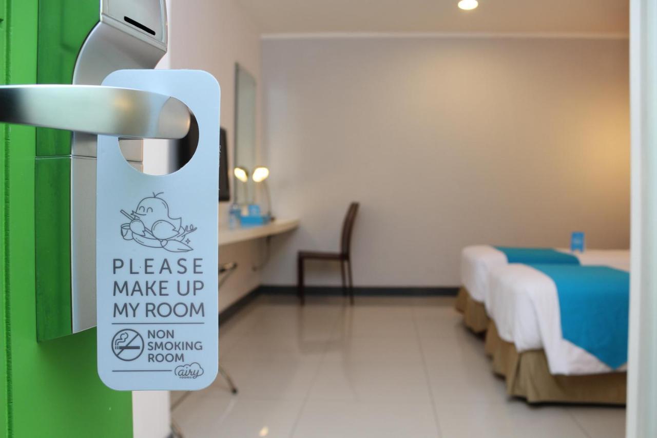 Hôtel Airy Glodok Pinangsia Raya Jakarta Extérieur photo