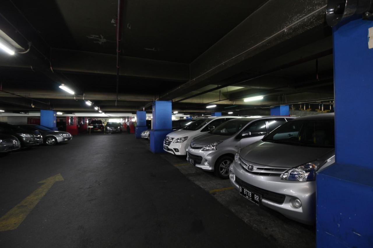 Hôtel Airy Glodok Pinangsia Raya Jakarta Extérieur photo